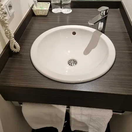 Hotel A&s Am Rosenpark 3*