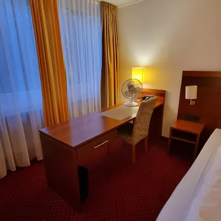 Отель Am Rosenpark