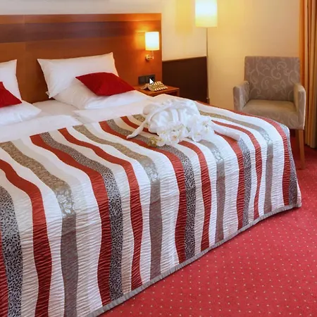 Am Rosenpark 3* Άαχεν