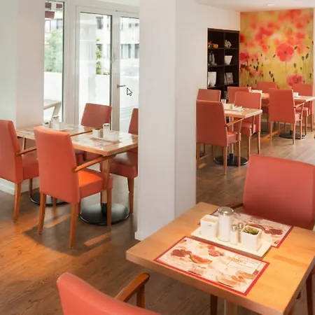 A&s Am Rosenpark Hotel Aken