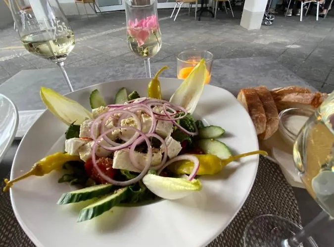 Am Rosenpark 3* آخن