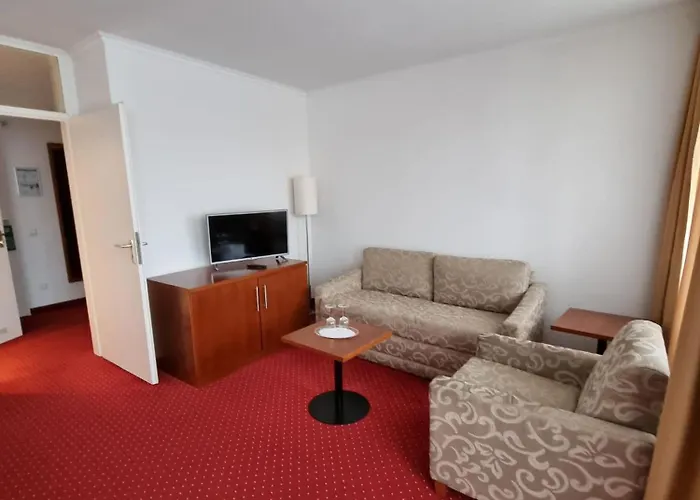 Am Rosenpark 3* آخن